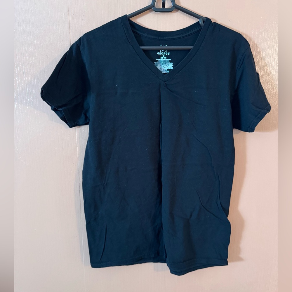 George Black V-Neck T-Shirt Size Medium Basic Tee Casual Everyday Top